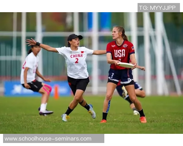 飞盘战术：广州飞盘队的边路渗透体系